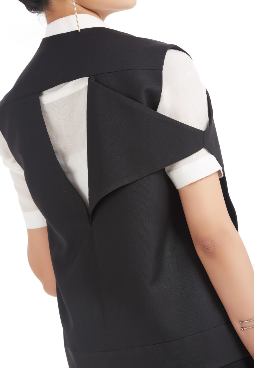 Abhi-Yellow-Streak-Catalogue copy.jpg